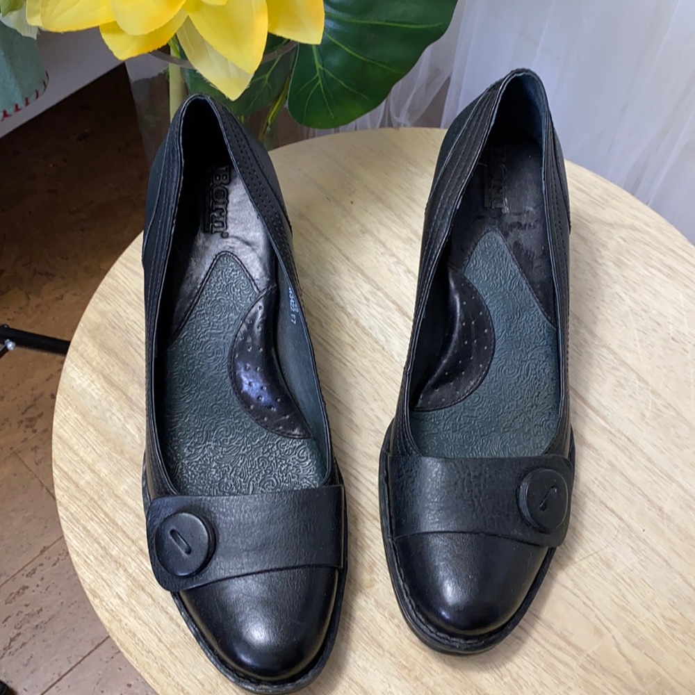 REDUCED! Born shoes